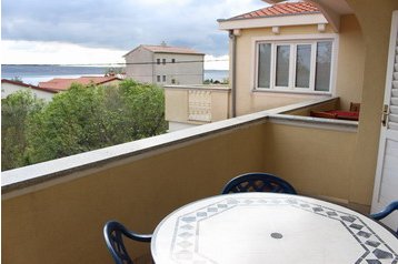 Hrvatska Privát Starigrad Paklenica, Eksterijer